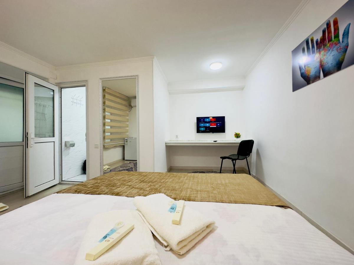 Abs Guest House Ош Екстериор снимка