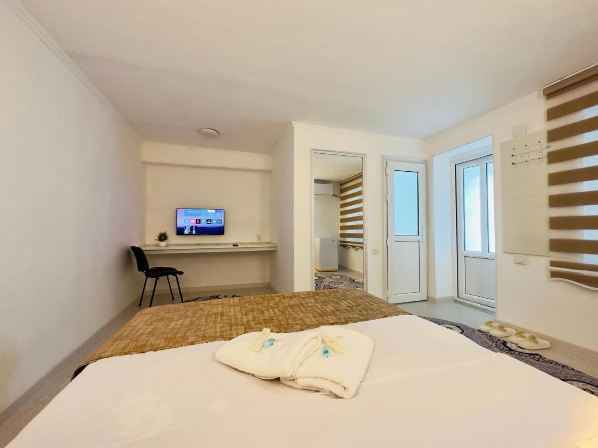 Abs Guest House Ош Екстериор снимка